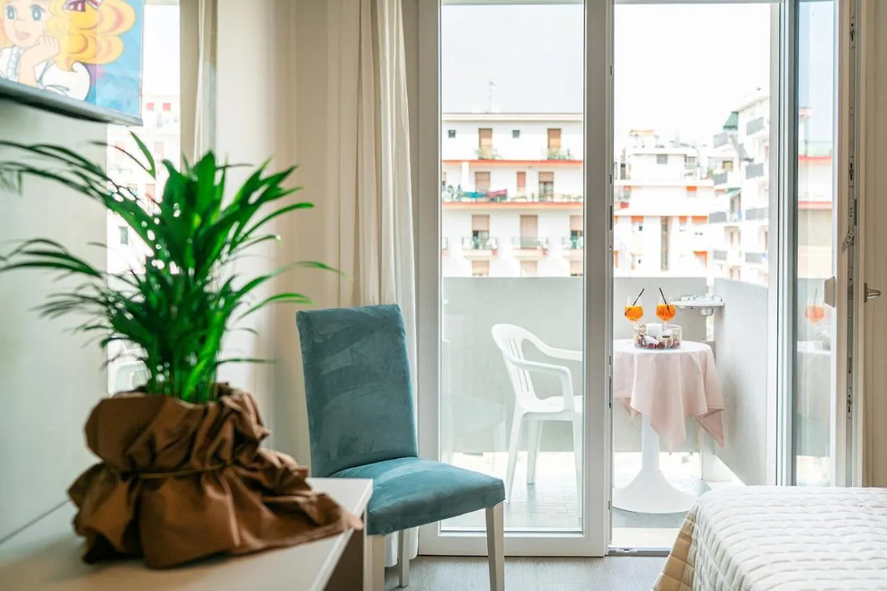 Hotel Pigalle Lido di Jesolo 3*,  Italien