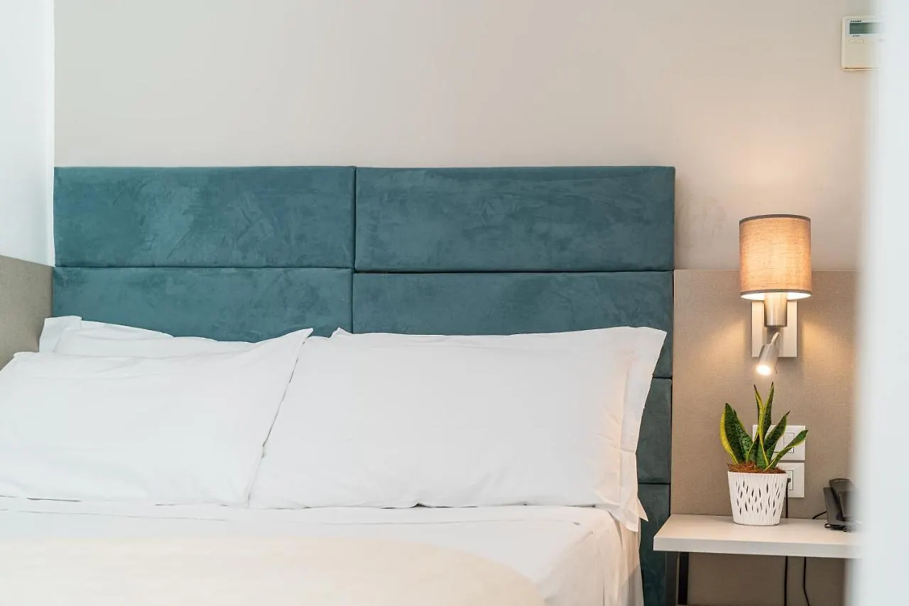 Hotel Pigalle Lido di Jesolo 3*,  Italien