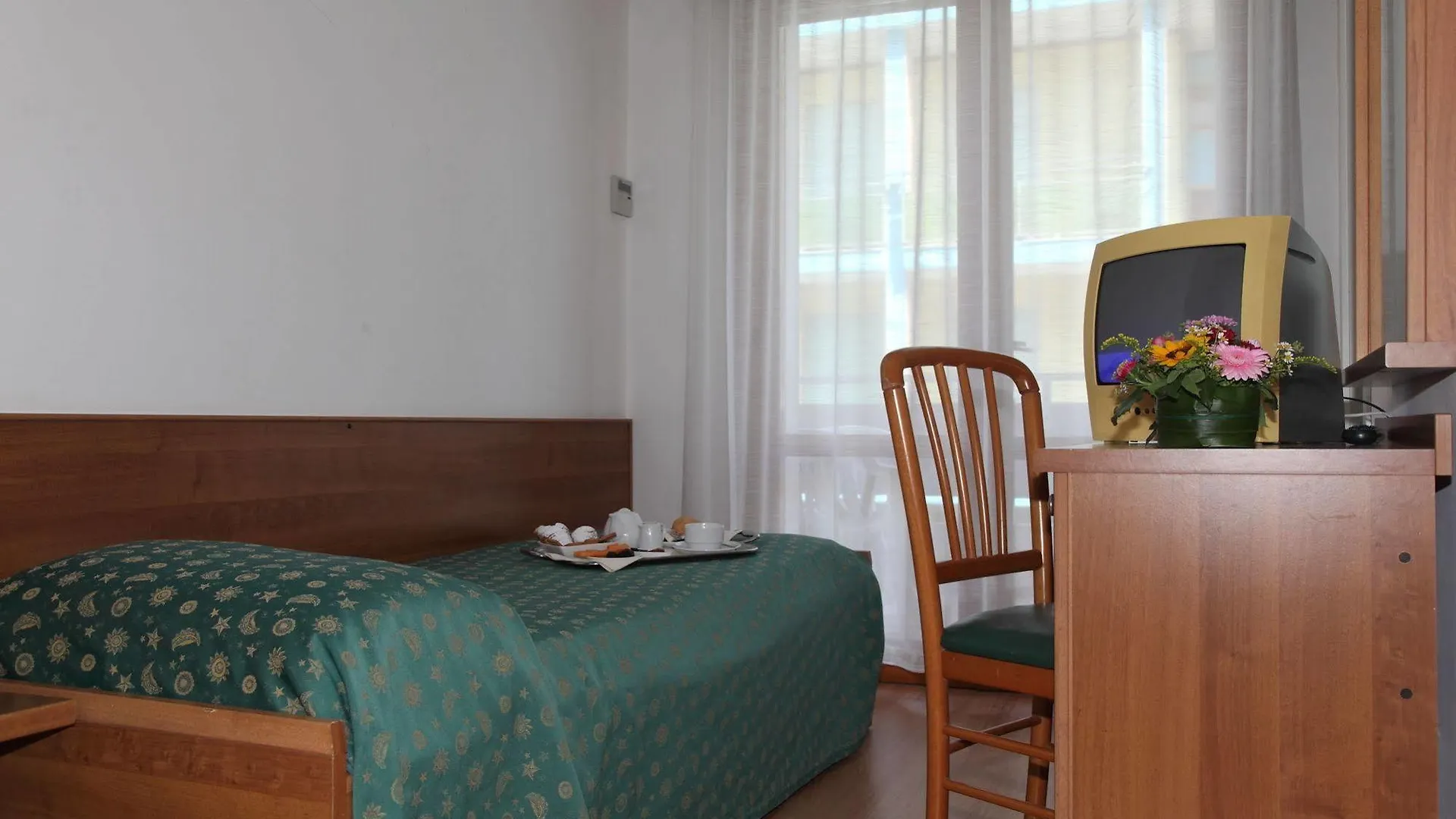 Hotel Pigalle Lido di Jesolo 3*,